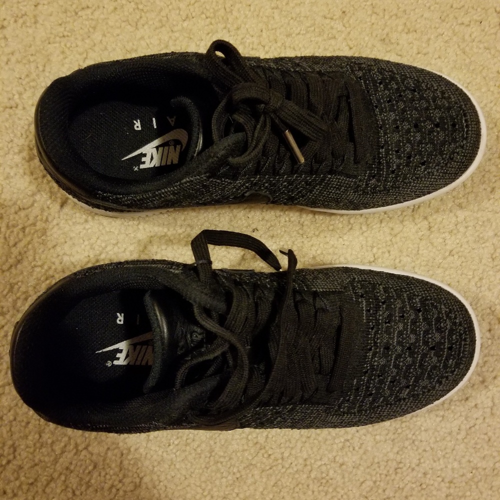 Nike Air Flyknit